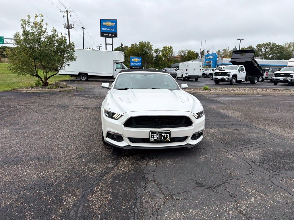 Used 2017 Ford Mustang GT Premium w/ Black Accent Package RWD image 13