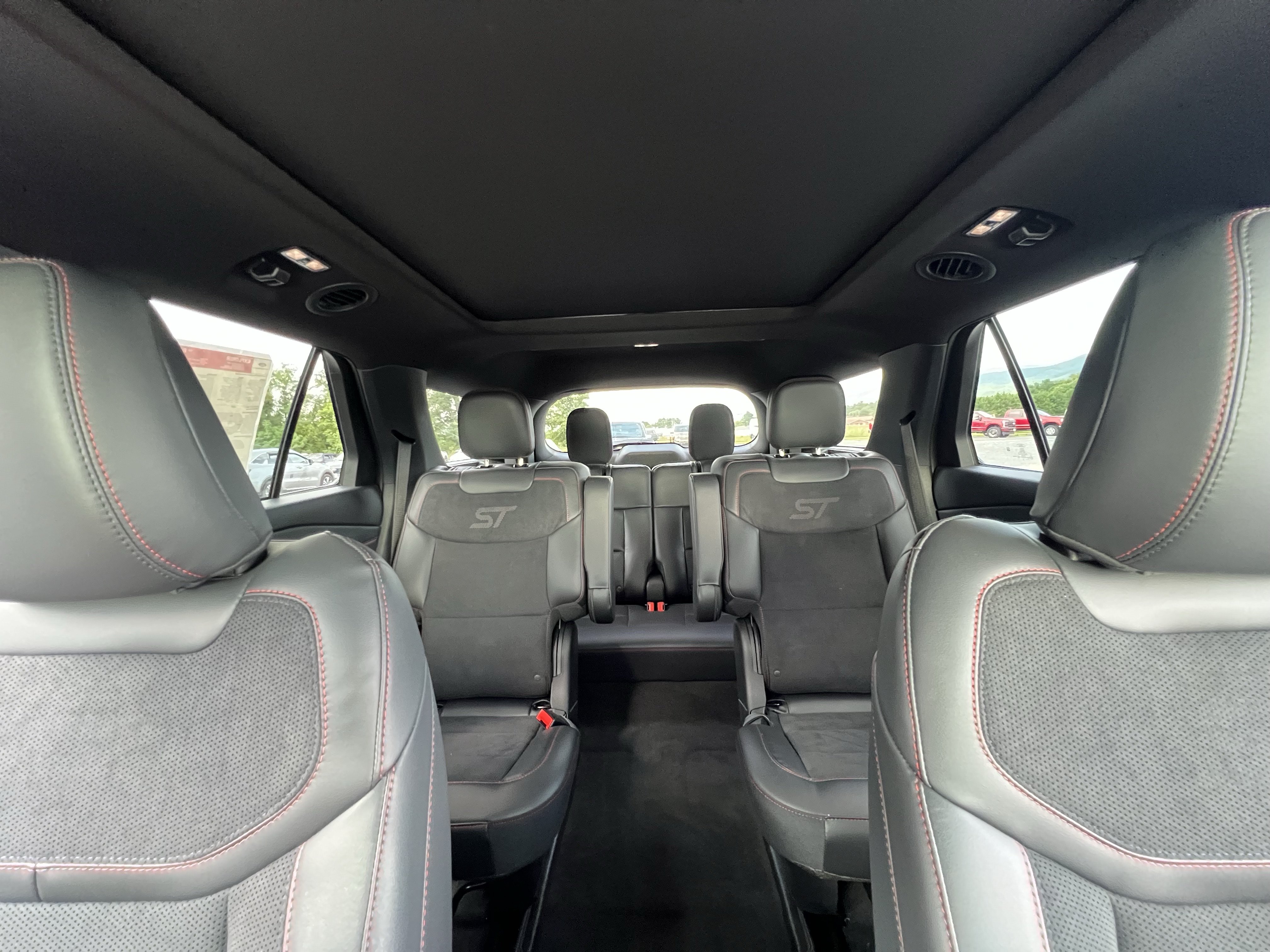 New 2026 Ford Explorer ST w/ Sun And Sound Package AWD/4WD image 12