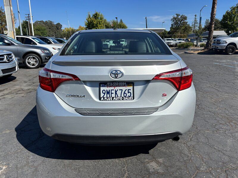 Used 2014 Toyota Corolla S Premium w/ Driver Convenience Package FWD image 5