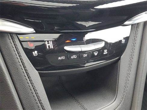 Certified 2024 Cadillac XT6 Sport w/ Technology Package image 24