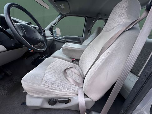 Used 2000 Ford F250 XL image 23