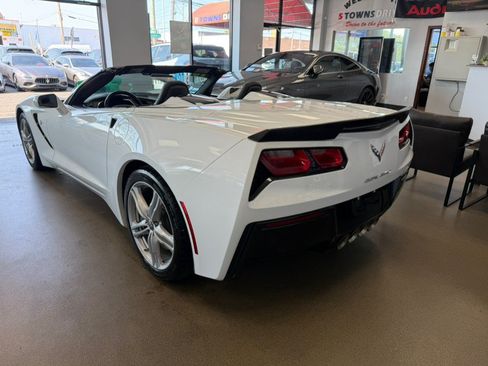 Used 2016 Chevrolet Corvette Stingray Convertible w/ 3LT Preferred Equipment Group RWD image 11
