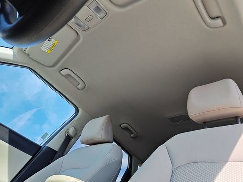Used 2023 Kia Soul LX w/ LX Technology Package FWD image 23