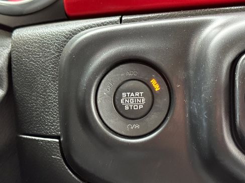 Used 2021 Jeep Wrangler Unlimited Rubicon image 22