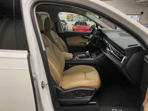 Used 2020 Audi Q7 3.0T Premium Plus image 23