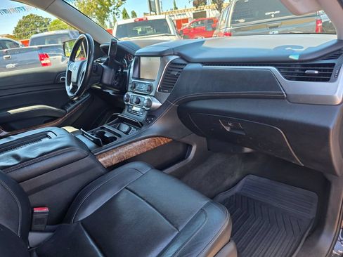 Used 2015 Chevrolet Suburban LTZ AWD/4WD image 28