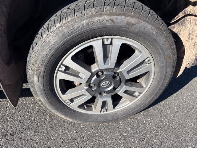 Used 2019 Toyota Tundra Platinum AWD/4WD image 9