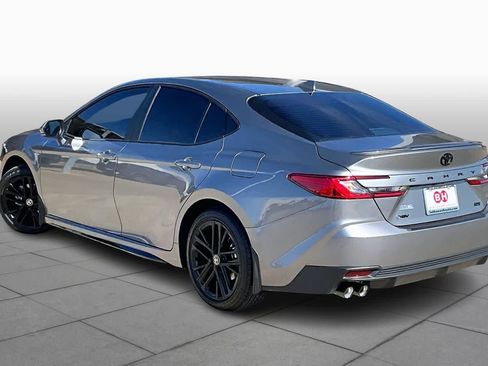 Used 2026 Toyota Camry SE image 12