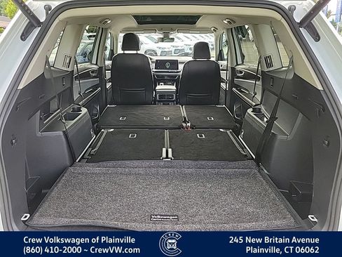 Certified 2024 Volkswagen Atlas Peak Edition SEL AWD/4WD image 59