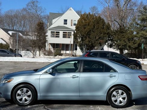 Used 2009 Toyota Camry LE image 10