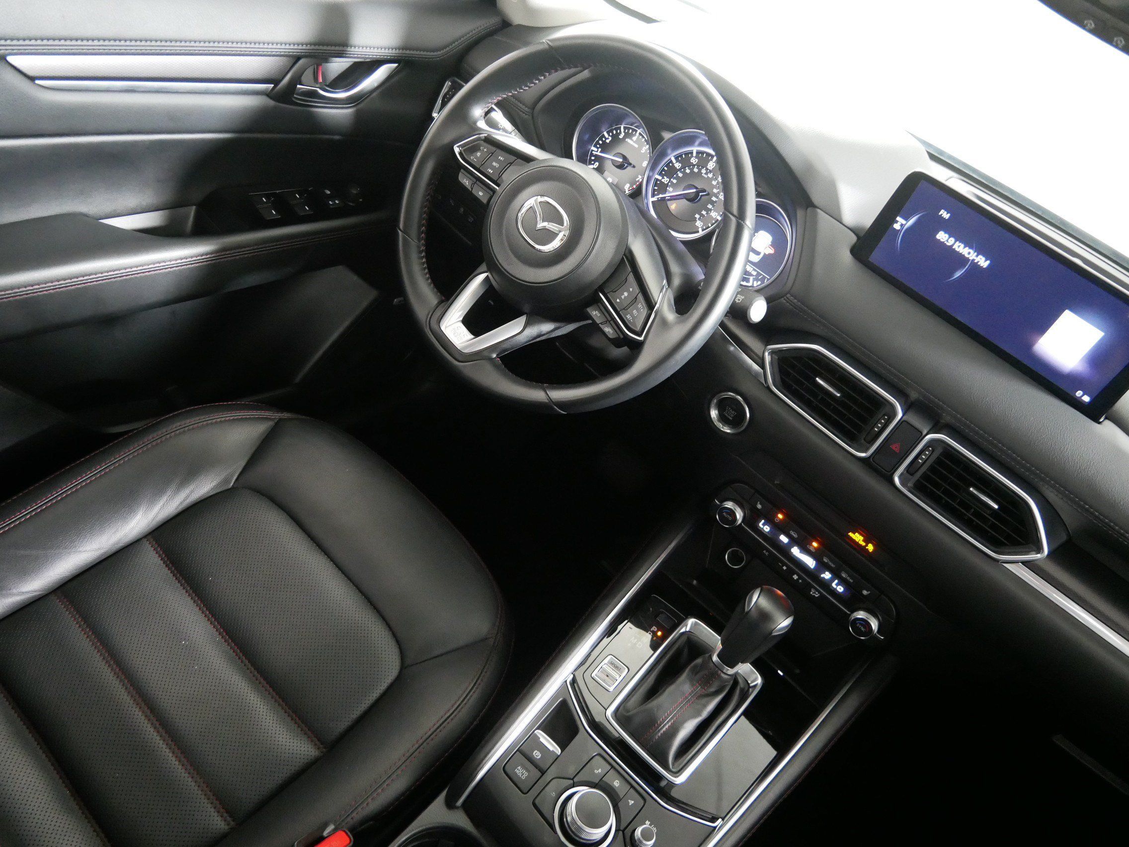 Used 2025 MAZDA CX-5 Carbon Edition AWD/4WD image 9