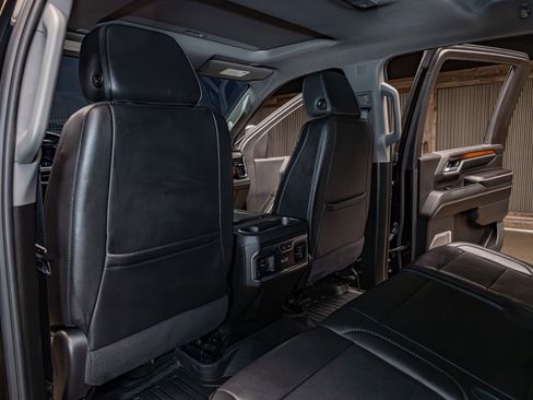 Used 2024 GMC Sierra 2500 Denali w/ Denali Reserve Package image 25