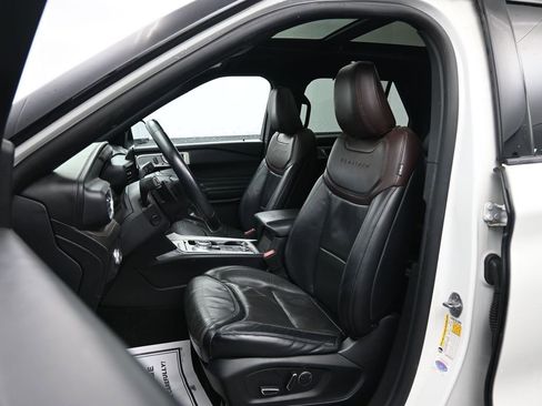 Used 2020 Ford Explorer Platinum AWD/4WD image 24