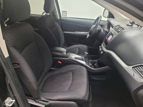 Used 2018 Dodge Journey SE w/ Popular Equipment Group image 21