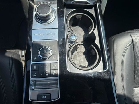 Used 2016 Land Rover Range Rover Supercharged AWD/4WD image 37