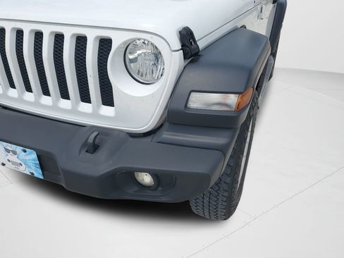Used 2018 Jeep Wrangler Sport AWD/4WD image 25