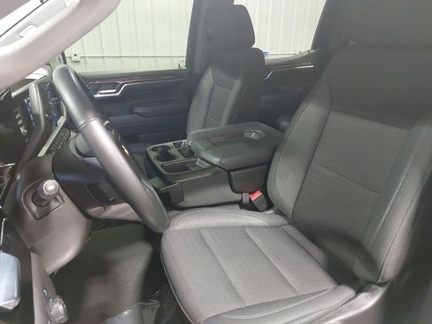 Used 2024 Chevrolet Silverado 1500 LT image 14