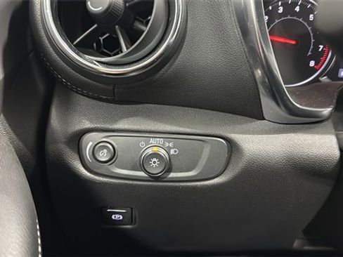 Used 2023 Chevrolet Blazer LT w/ Sound & Technology Package image 16