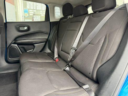 Used 2018 Jeep Compass Sport w/ Cold Weather Group FWD image 12