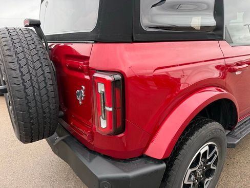 Used 2021 Ford Bronco Outer Banks AWD/4WD image 29