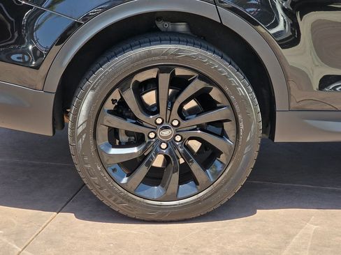 Used 2022 Land Rover Discovery Sport SE AWD/4WD image 12