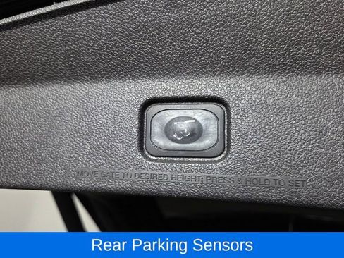 Used 2015 Ford Explorer XLT w/ Equipment Group 201B image 13