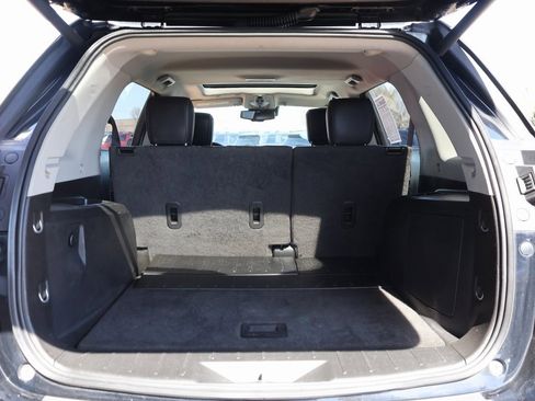 Used 2017 GMC Terrain SLT w/ Open Road Package image 15