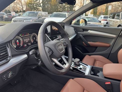 Used 2025 Audi Q5 2.0T Premium w/ Convenience Plus Package image 23