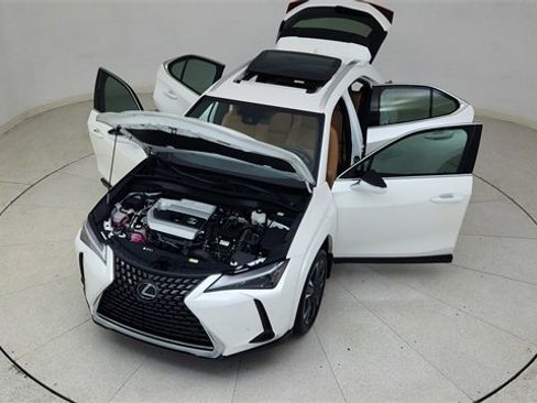 Used 2023 Lexus UX 250h AWD w/ Premium Package image 84