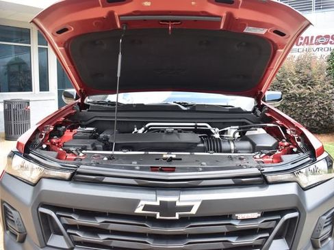 Used 2026 Chevrolet Colorado Trail Boss AWD/4WD image 35