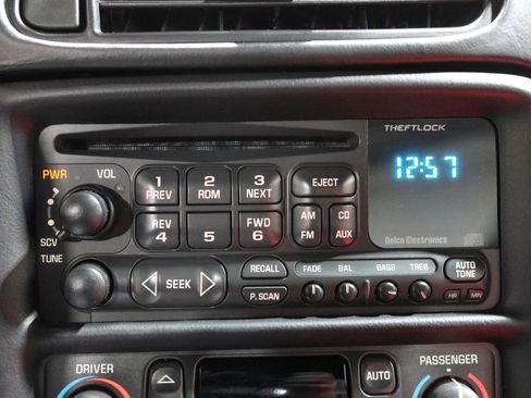 Used 2002 Chevrolet Corvette Z06 w/ Memory Pkg image 33