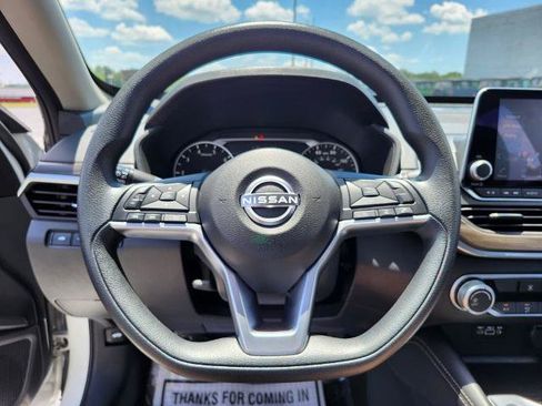 Certified 2023 Nissan Altima 2.5 SV FWD image 28
