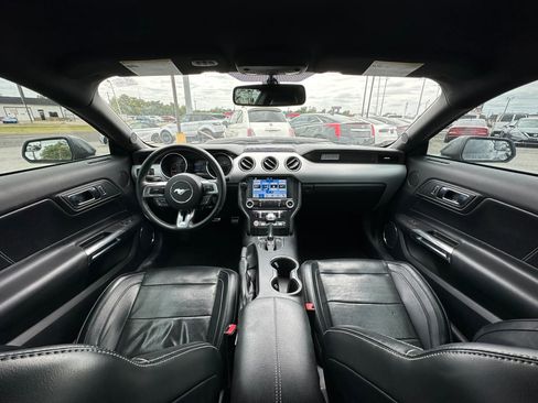 Used 2016 Ford Mustang Premium RWD image 11