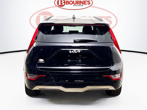 Used 2023 Kia Niro Wave w/ Wave Preserve Package image 11