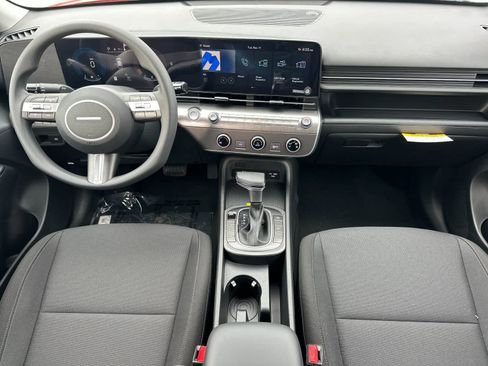 New 2026 Hyundai Kona SE image 4