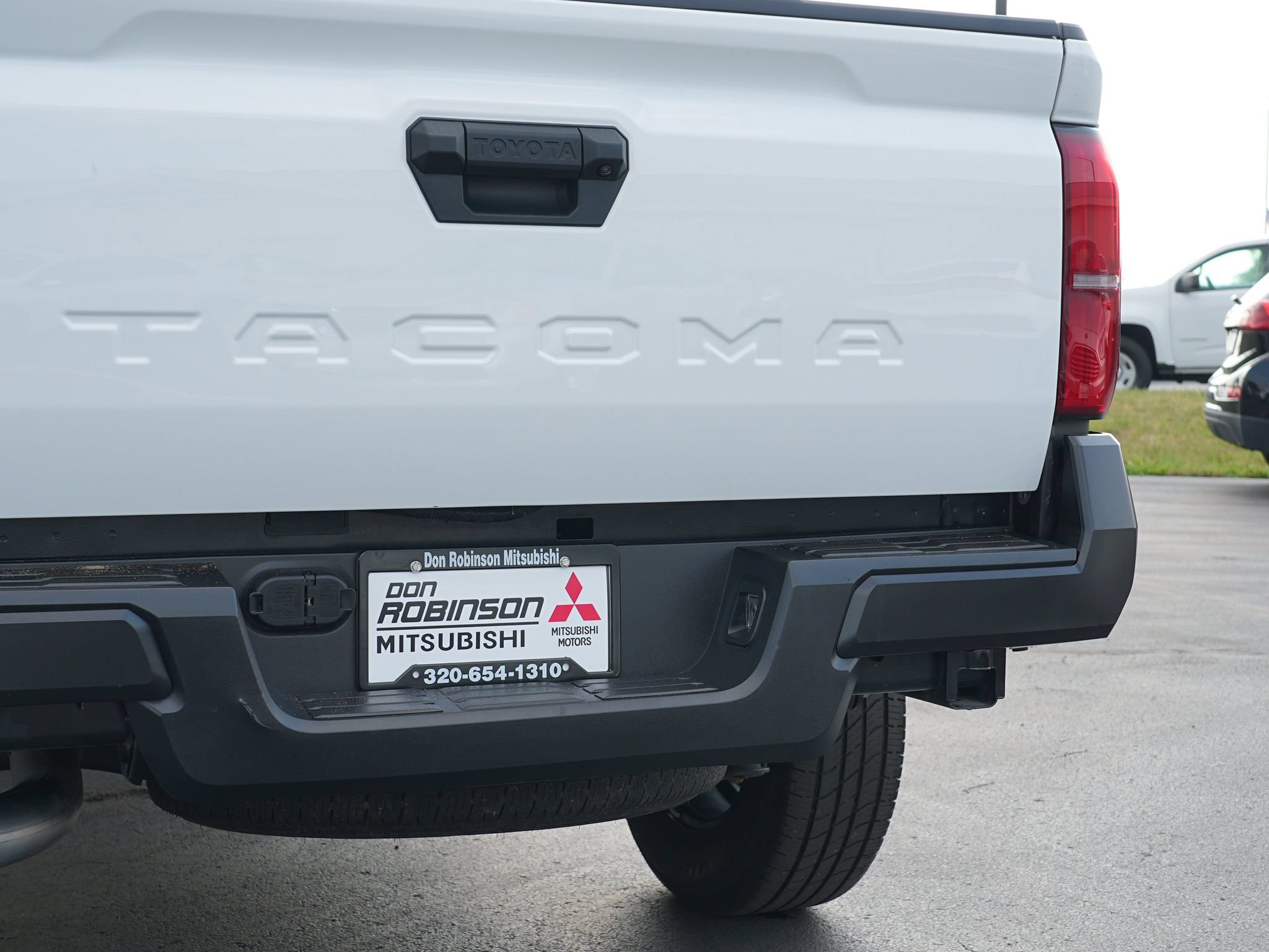 Used 2025 Toyota Tacoma SR RWD image 11