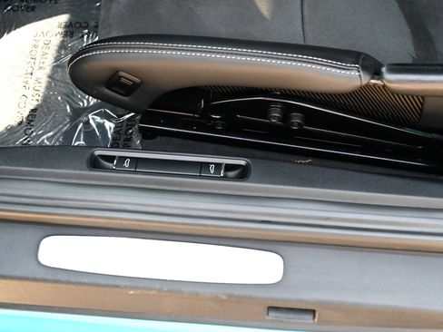 Used 2018 Porsche 911 GT3 RWD image 21