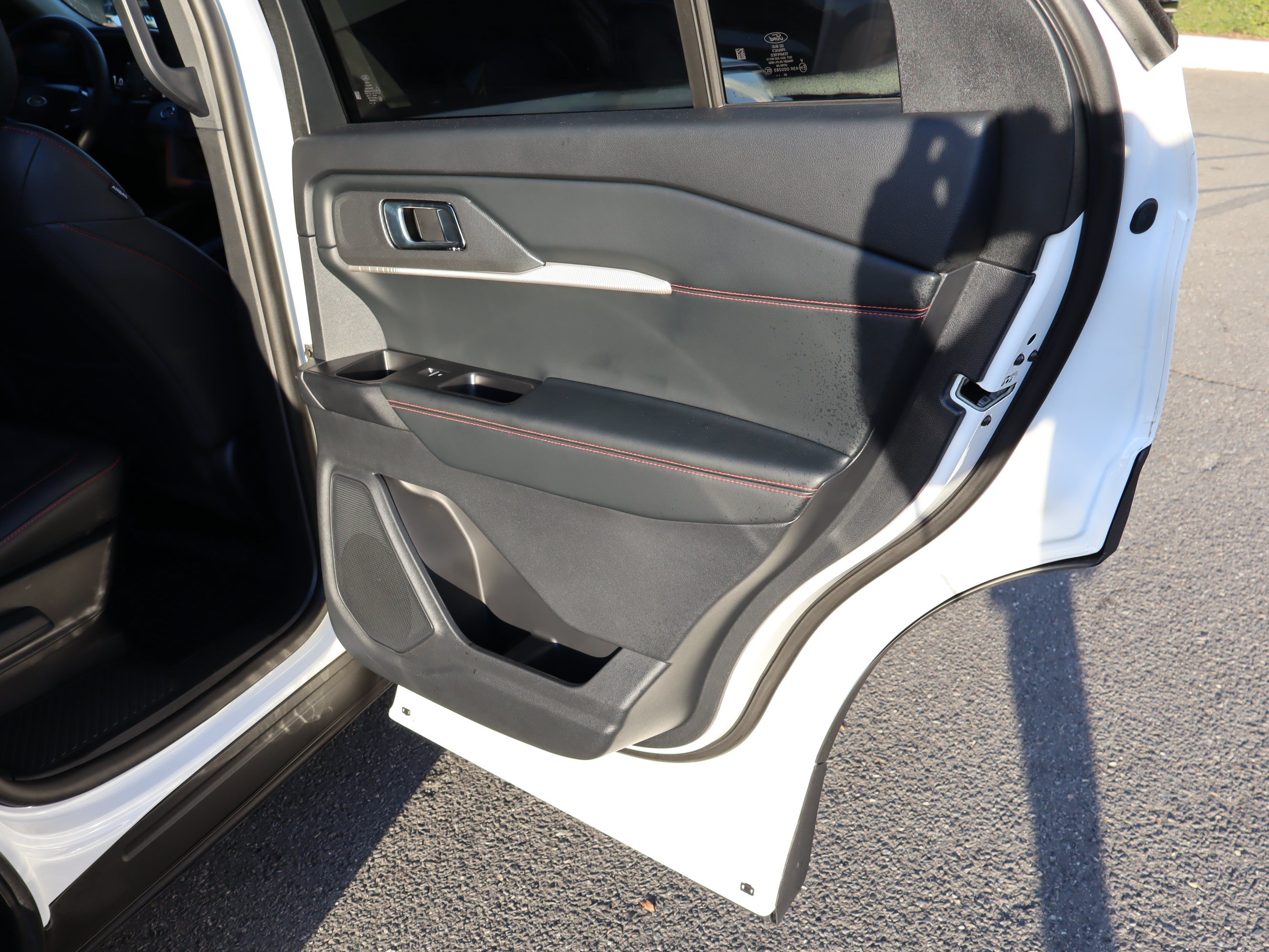 Used 2026 Ford Explorer ST AWD/4WD image 35