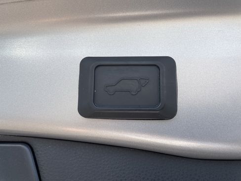 Used 2024 Toyota RAV4 XLE w/ Convenience Package AWD/4WD image 37