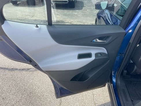 Used 2023 Chevrolet Equinox LS w/ LS Convenience Package image 21