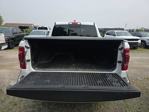 Used 2024 RAM 1500 Laramie AWD/4WD image 13