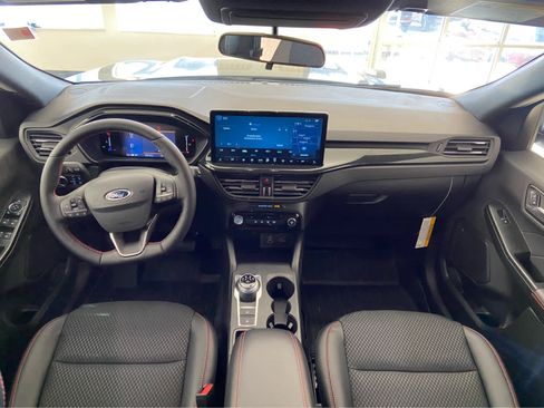 New 2026 Ford Escape ST-Line w/ Tech Pack #1 image 17