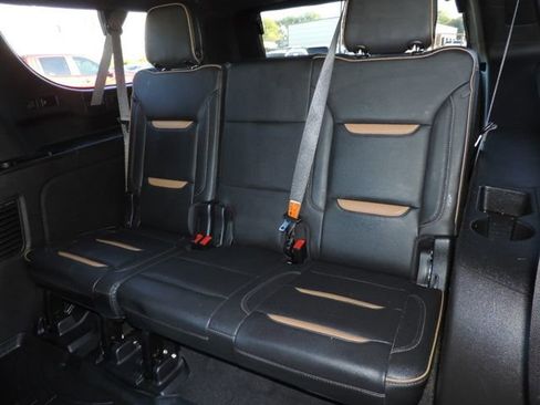 Used 2021 GMC Yukon XL AT4 w/ Rear Media and Nav Package image 24