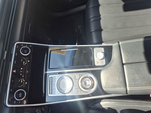 Used 2021 Genesis GV80 2.5T RWD image 19