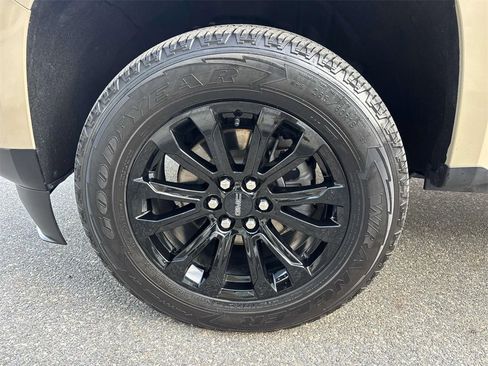 Certified 2022 GMC Canyon Elevation w/ Trailering Package image 10