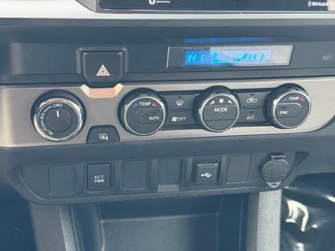 Used 2023 Toyota Tacoma SR image 21