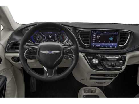 Used 2021 Chrysler Pacifica Limited w/ S Appearance Package AWD/4WD image 4
