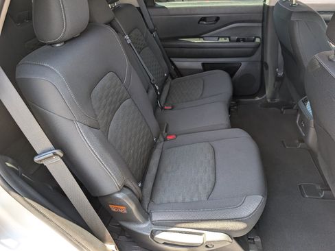 Used 2024 Nissan Pathfinder SV w/ Black Appearance Package FWD image 5