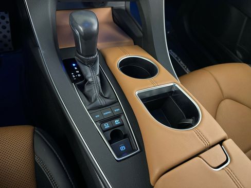 Used 2021 Toyota Avalon XSE image 27