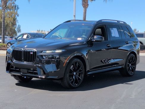 Certified 2024 BMW X7 M60i w/ Executive Package AWD/4WD image 5